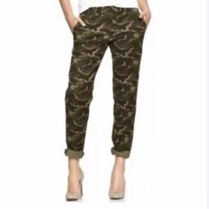 GAP broken in straight size 4 pants